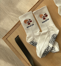 NEW ARRIVAL | Coffee & Croissant Grip Socks